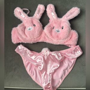 Pink bunny set! 🌸